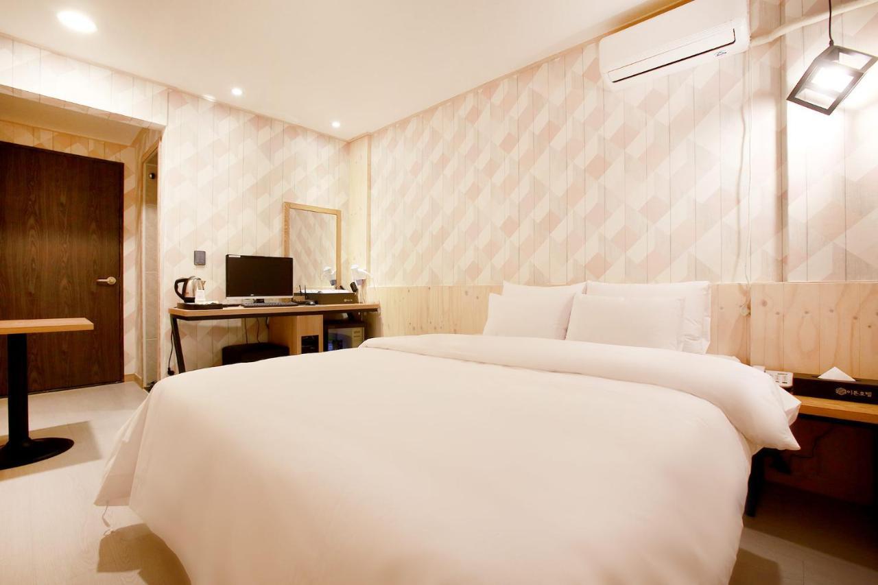 צ'ונצ'און Eton Hotel מראה חיצוני תמונה